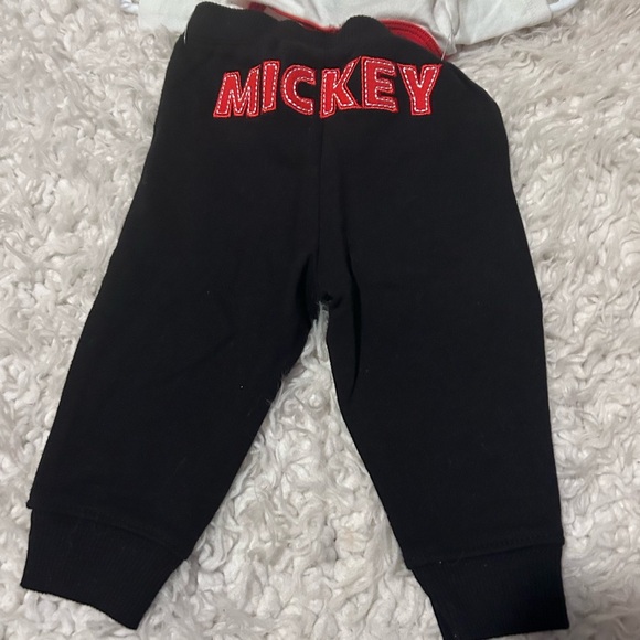 50%off w♥️ Disney Baby Mickey Mouse Set 0-3m - Picture 3 of 4